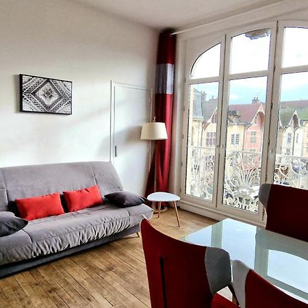 Au Coeur De Ville Troyes Exteriör bild