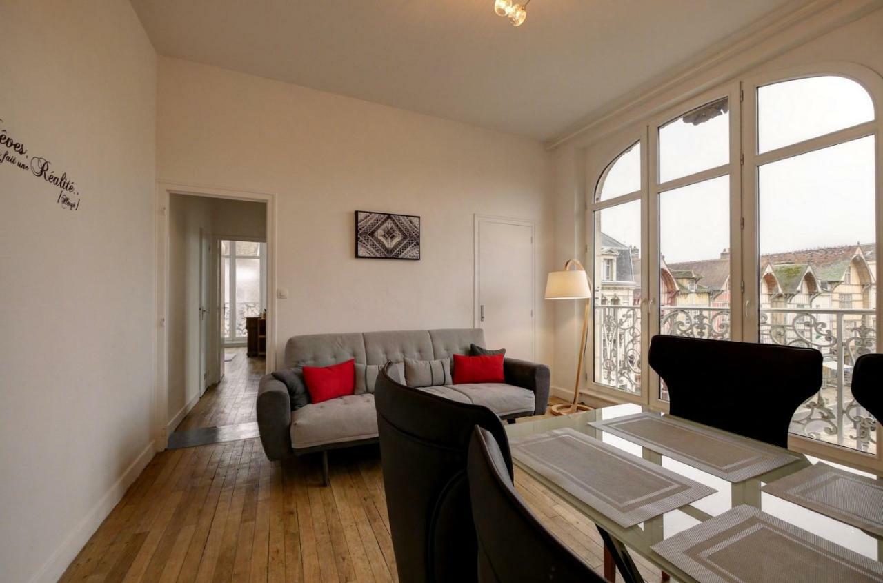 Au Coeur De Ville Troyes Exteriör bild